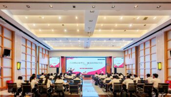 聚焦學習教育，共筑廉潔防線——玉柴物流黨委開展專題黨課暨集體廉潔談話會